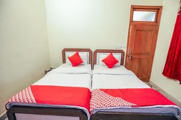Hotell O Rishabh Guest House