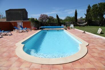 ベッドアンドブレックファースト Oeno Lodge