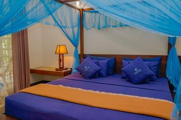 Resort Athena Lake By Seedevi