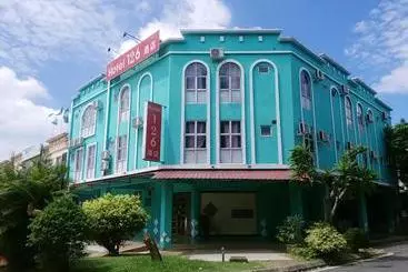 هتل 126