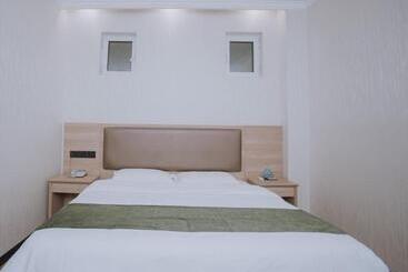 Hotel Greentree Inn Jiangsu Huaian North Chengde Road East Beijing Road Express