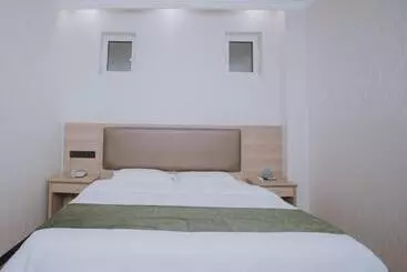 هتل Greentree Inn Jiangsu Huaian North Chengde Road East Beijing Road Express