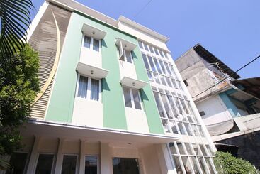 هتل Vala Malioboro Yogyakarta