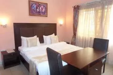 Hotel Triedent Suites