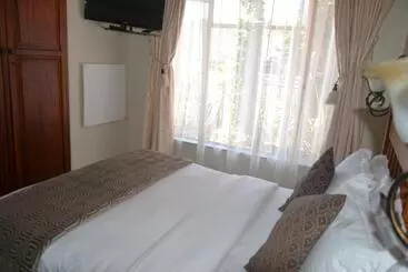 Bed and Breakfast Dara Guest House