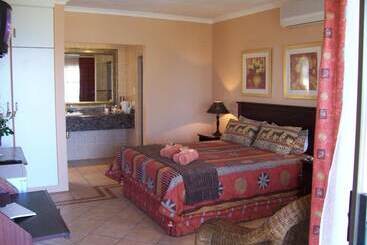 Aamiaismajoitus (B&B) Birdcage B And B