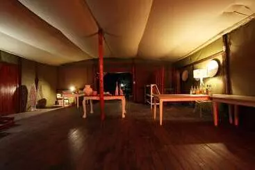 ホテル Ngama Tented Safari Lodge