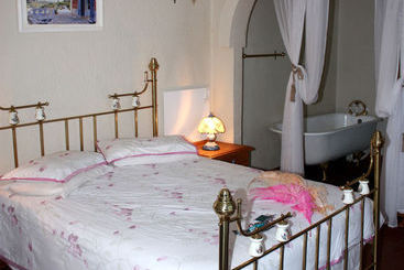 פנסיון Just Tiffany Guest House