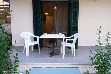 Aparthotel Erato Studios