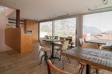 فندق Cal Tonarro