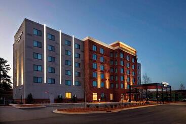 בית מלון כפרי Courtyard By Marriott Charlotte Fort Mill, Sc