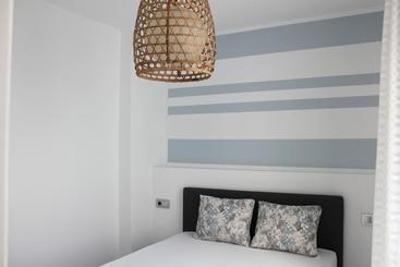 Life Apartments Santo Rey