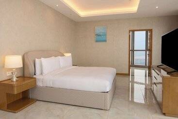 Hilton Brazzaville Les Tours Jumelles Hotel & Residences