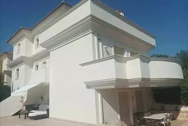 ペンション Room In Guest Room   Guest Apartment Within A Villa In Lagonissi