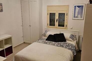 بنسيون Room In Guest Room Guest Apartment Within A Villa In Lagonissi