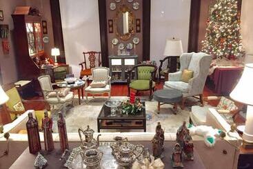 Aamiaismajoitus (B&B) Bazsinsky House