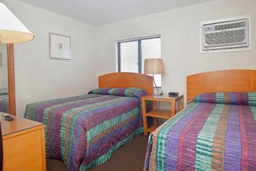 Мотель Horizon Motor Inn Beach Block & Close To Morey S Piers