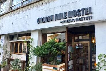 Guest House Golden Mile Hostel