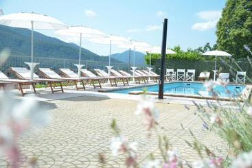 Stampa 1968 Hotel E Ristorante