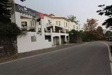 Hotel The Pine Crest Resort Bhimtal