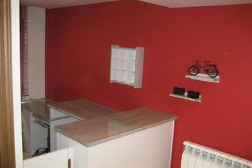 Albergue Turístico Rio Aragon