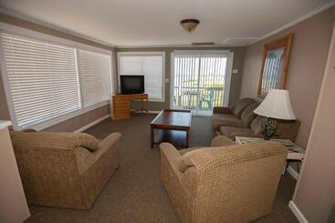 בית מלון כפרי Avon Cottages