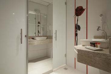 Motel Emoções (adults Only)