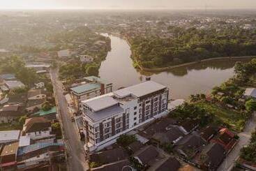River Hotel Pattani