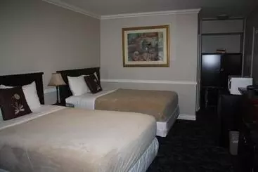 The Classic Horseshoe Bay Motel
