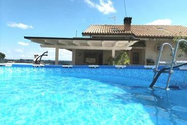 צימר Tenuta Ornella