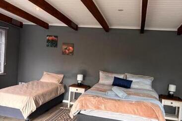 פנסיון Hilton Splendour