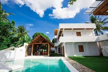 Hôtel E Fun Dive Resort