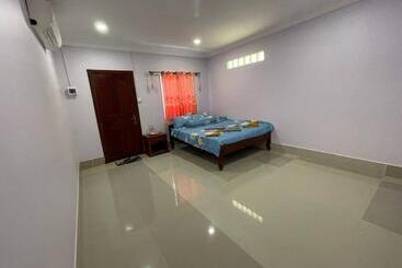 پانسیون Siem Reap Lodge Eecfc Homestay Vsv