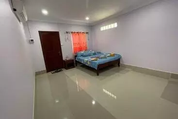 Majatalo Siem Reap Lodge Eecfc Homestay Vsv