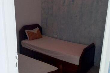 Majatalo Dar Haja Zekia