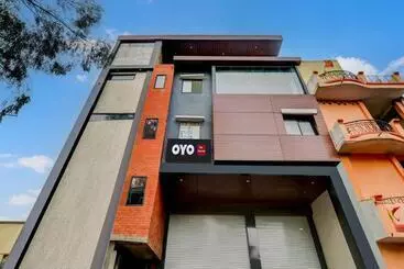 Super Hotel O Green Wood