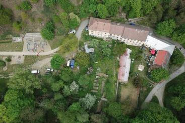 住宿加早餐  Cesta