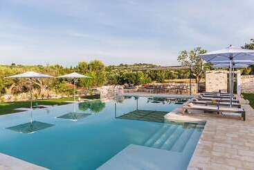 Hotel Borgo Canonica