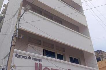 Vandrarhem Sree Balaji Hotel   Lodge