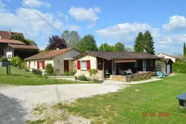 Bed and Breakfast Le Chalet Des Contries