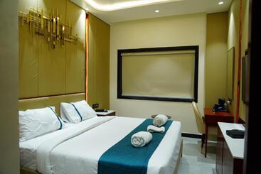 Отель Shreyas Grand Ananthapuramu