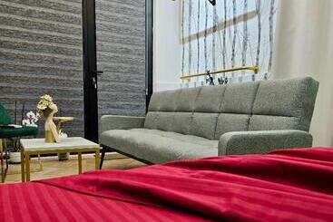 مبيت وإفطار Anina Guesthouse