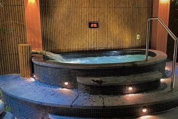 هتل Flamingo Hải Tiến