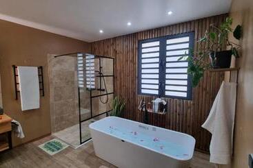 膳宿费 Villa Des Pins By Kaz Ida