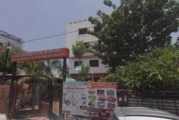 Pensão Iskcon Shri Jagannath Bhakt Niwas