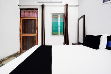 호텔 O C. P Palace