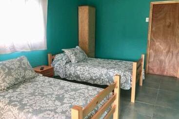 Pension Hostal Vaihonu