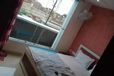 Hotel Shri Shyama Shyam Dham