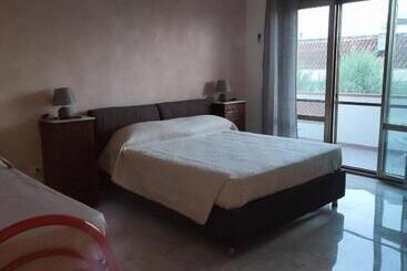 Pensió Guesthouse Profumo Di Mare