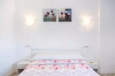 ペンション Hostal Moya